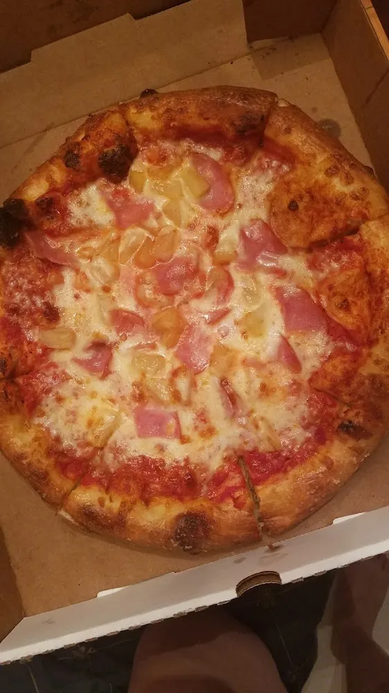 Hawaiian Pizza